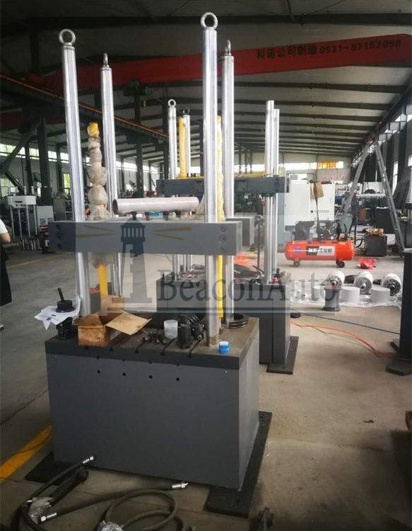 人工髖關(guān)節(jié)模擬試驗機技術(shù)資料